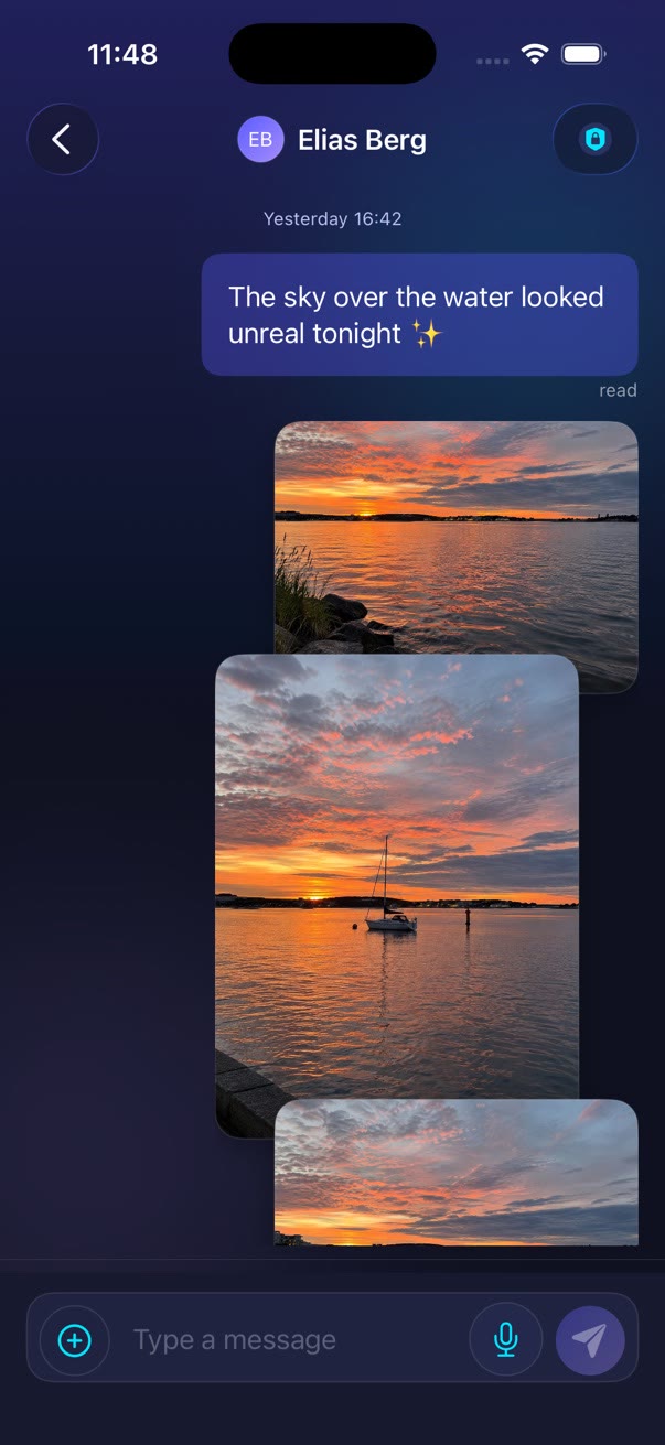 Nuntaro conversation with messages and a group of shared sunset photos